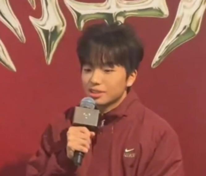 世界杯官方正版软件-李镇全：没想到和日本队差距这么大，在场上有一种无力感