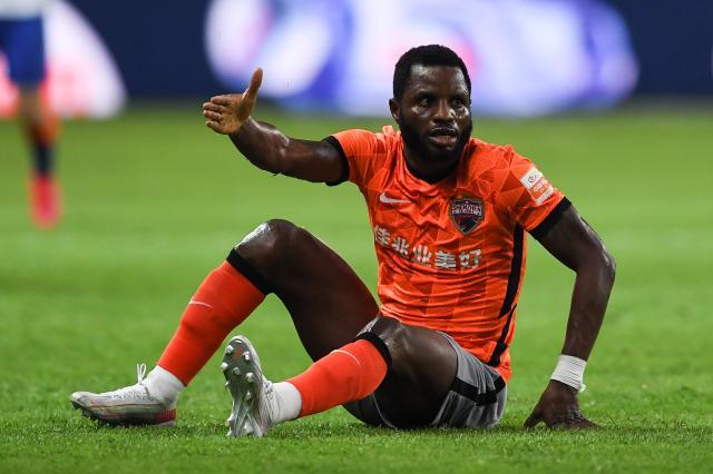 世界杯官方正版软件-【中超】王上源造险深圳半场0射门 深圳0比0平河南