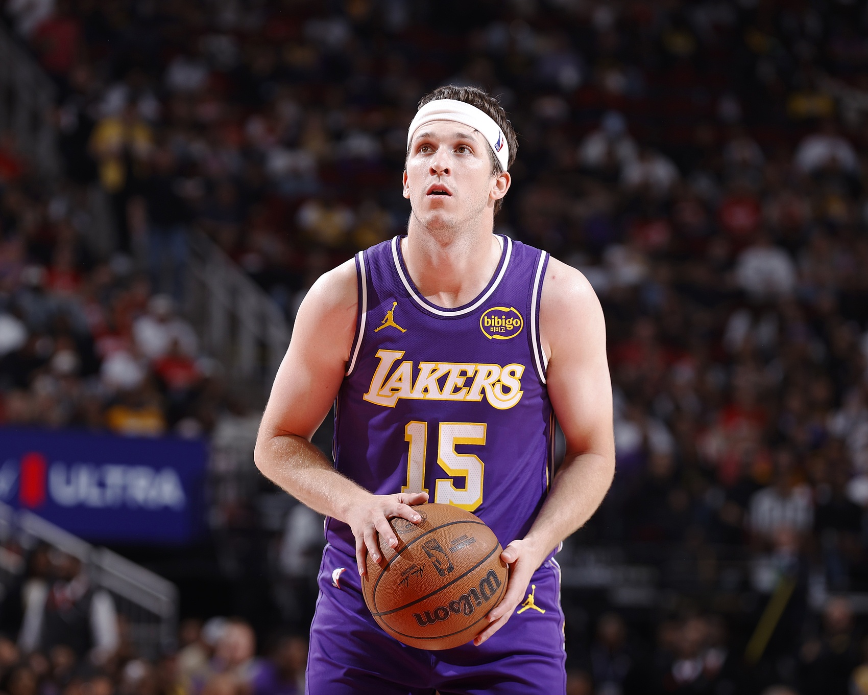 世界杯官方正版软件-美记：里夫斯休赛期预计将寻求年薪3000-4130万美元的合同