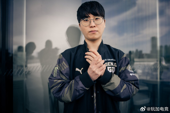 世界杯高清播放平台-GEN选手Kiin接受专访，谈生活与赛事|Gen.G|Gen.G战队|电竞选手动态|lpl|冠军_新浪体育_新浪新闻